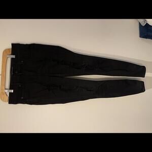 Torrid ripped bombshell skinny jeans